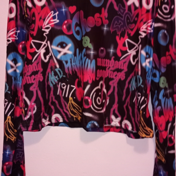 #5. SHEIN Top Shirt Letter All Over Print Tee 3X - Picture 8 of 8